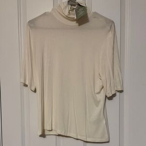 H&M Cream Short Sleeve Turtleneck Top
